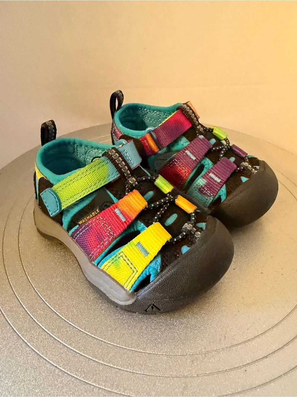 NWOB Keen Newport H2 Tie Dye Sandals Sz Infant 5